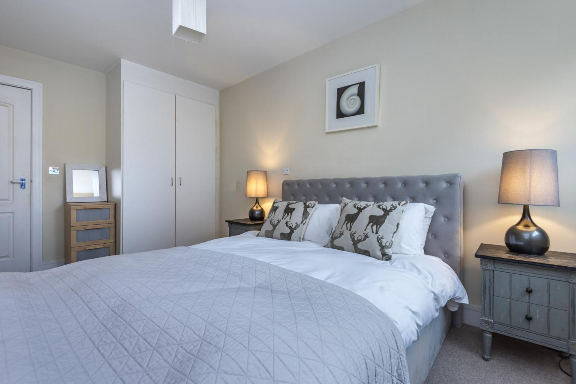 Riverside Apartment Londen Buitenkant foto